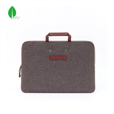 Nešiojamojo kompiuterio rankovė su rankena